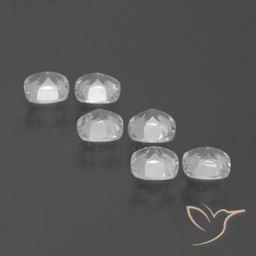 2.75克拉天然黄玉，软垫，VVS-VS
