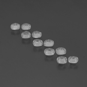 4.37天然白色托帕石，垫形剪裁，4.6×4.6毫米，VVS-VS