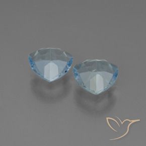 2.72克拉天然黄玉，胖三角形，VVS-VS