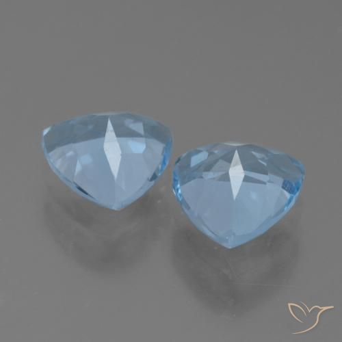 2.83克拉天然黄玉，胖三角形，VVS-VS
