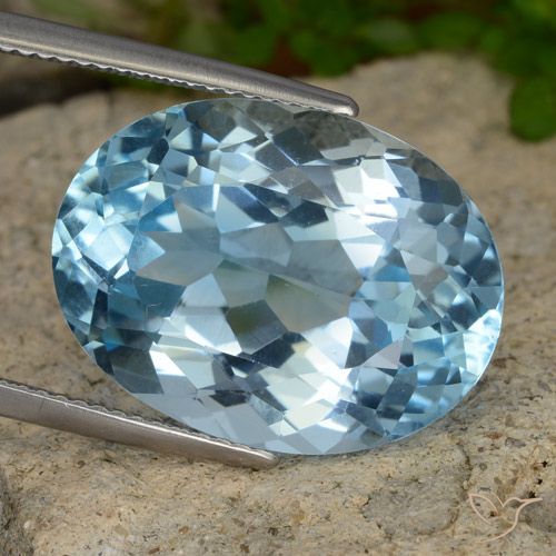 22.93ct 天然 瑞士蓝 黄玉, 椭圆形, VVS-VS