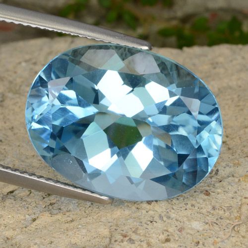 21.34ct 天然 瑞士蓝 黄玉, 椭圆形, VVS