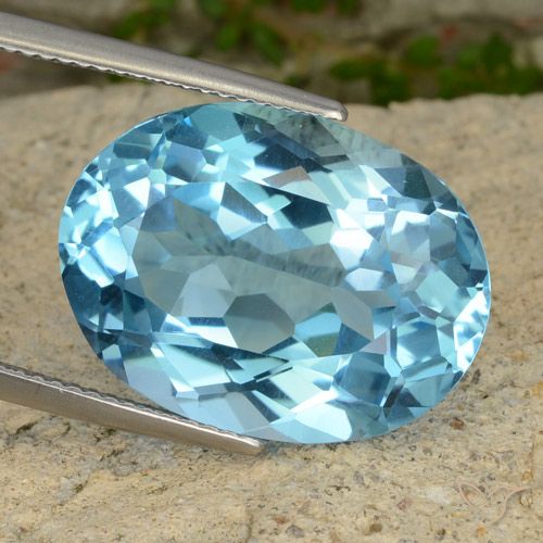 21.79ct 天然 瑞士蓝 黄玉, 椭圆形, VVS