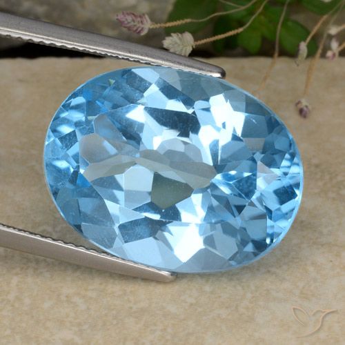 21.97ct 天然 天蓝 黄玉, 椭圆形, VVS-VS