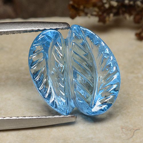 8.24ct 天然 瑞士蓝 黄玉, 花形切割, 透明