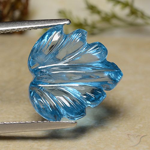 8.71ct 天然 瑞士蓝 黄玉, 花形切割, 透明