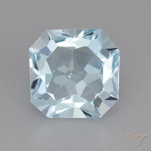 4.22ct 天然 天蓝 黄玉, 祖母绿式切割, VVS