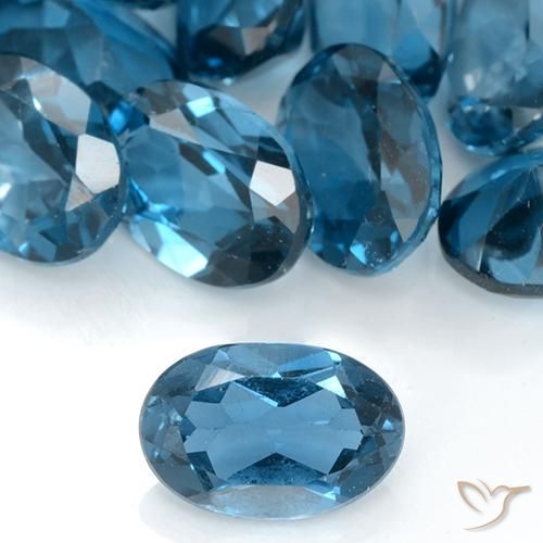 0.91ct 天然 蓝色 黄玉, 椭圆形, VVS-VS