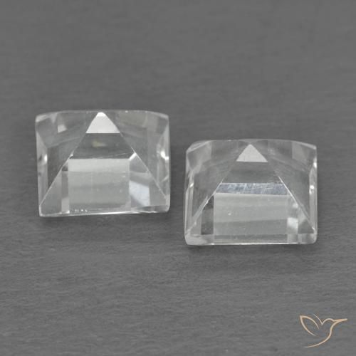 1.14克拉天然黄玉，正方形，VVS-VS