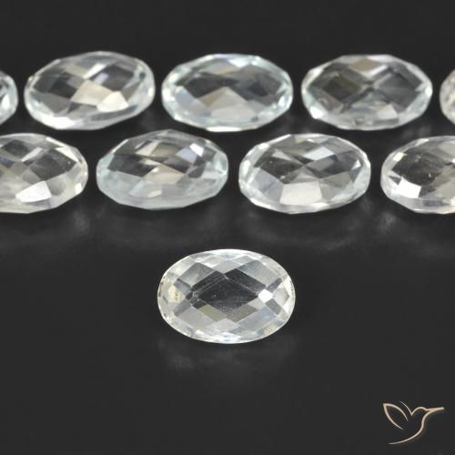 0.68ct 天然 暖白 黄玉, 椭圆形, VVS