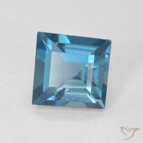 0.67克拉天然黄玉，正方形，VVS-VS