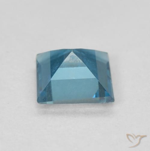 0.57克拉天然黄玉，正方形，VVS