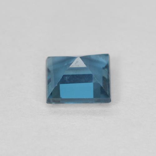 0.63克拉天然黄玉，正方形，VVS-VS