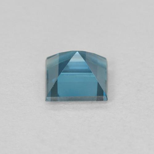 0.66克拉天然黄玉，正方形，VVS-VS