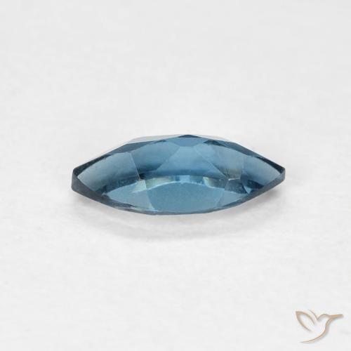 0.47克拉天然托帕石，马眼形，7.1×3.5毫米，VVS