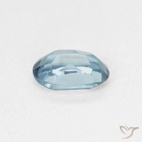 0.60克拉天然黄玉，椭圆形，VVS