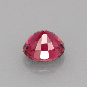 0.89克拉天然粉色碧玺，椭圆形切割，6.1×5.5毫米，VVS-VS
