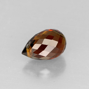 0.81克拉天然多色碧玺，水滴珠形切工，6.8×4.4毫米，VS