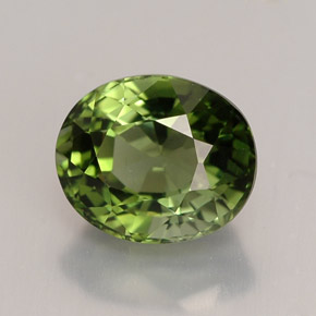 1.88克拉天然绿色碧玺，椭圆形切割，7.9×6.6毫米，VVS