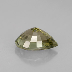 1.18克拉天然绿色碧玺，梨形，8.2×6毫米，VVS