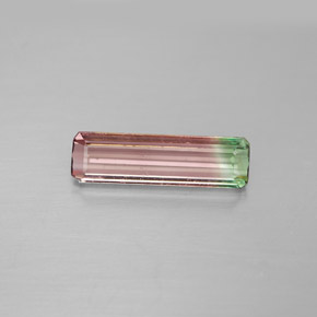 1.68克拉天然多色碧玺，祖母绿式切割，13.5×3.9毫米，VVS-VS