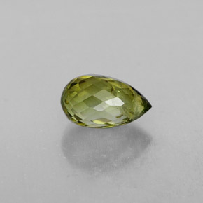 0.72克拉天然绿色碧玺，水滴珠形切工，6.6×3.9毫米，VS-SI