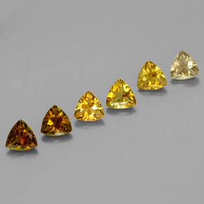 天然多色碧玺，三角形，4.1×4.1毫米，VVS-VS
