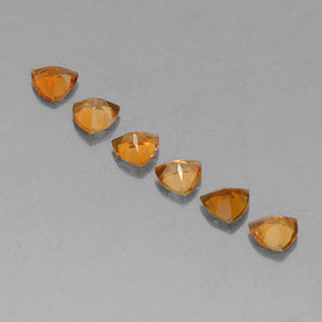 1.24天然橙色碧玺，三角形，4.1×4毫米，VVS-VS