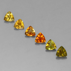 天然多色碧玺，三角形，4.2×4.1毫米，VVS-VS