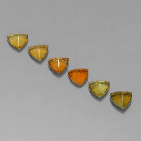 天然多色碧玺，三角形，4.2×4.1毫米，VVS-VS