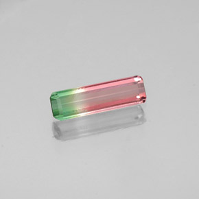 0.35克拉天然多色碧玺，祖母绿式切割，8.3×2.5毫米，VS