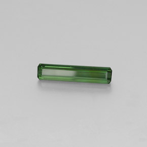 1.74克拉天然绿色碧玺，祖母绿式切割，15.9×3.5毫米，VS