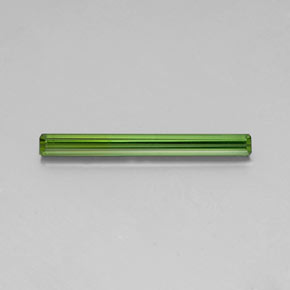 1.75克拉天然绿色碧玺，祖母绿式切割，26.1×2.7毫米，VVS-VS