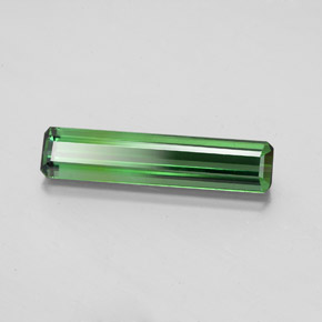 1.71克拉天然绿色碧玺，祖母绿式切割，16.5×3.7毫米，VS