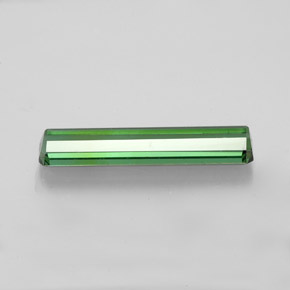 1.71克拉天然绿色碧玺，祖母绿式切割，16.5×3.7毫米，VS