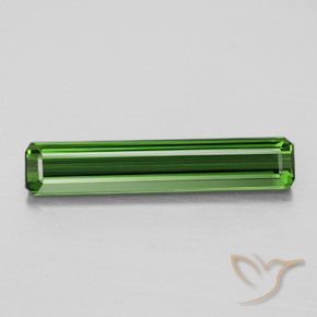 2.58克拉天然绿色碧玺，祖母绿式切割，20.4×4毫米，VVS-VS
