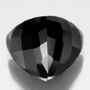 16.90克拉天然黑色碧玺，三角形，16.3×15.9毫米，不透明
