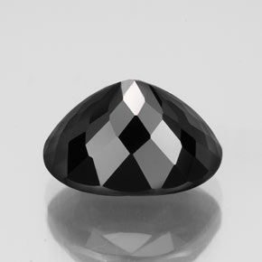 3.69克拉天然黑色碧玺，椭圆形切割，10.5×7.8毫米，不透明