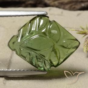 4.85克拉天然碧玺，花形切割，半透明