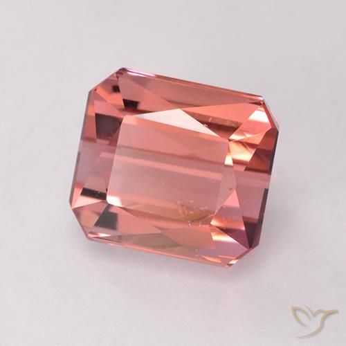 1.58ct 天然 深粉色 碧玺, 祖母绿式切割, VS