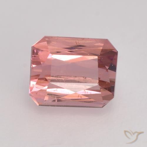 1.07ct 天然 中粉红色 碧玺, 祖母绿式切割, VS