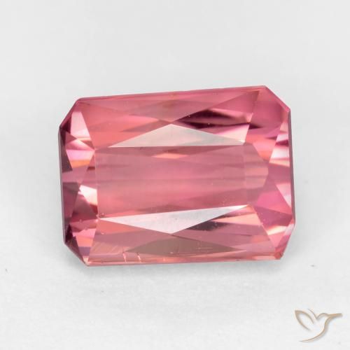 2.45ct 天然 粉红色调 碧玺, 祖母绿式切割, VS