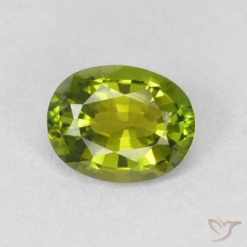 0.68ct 天然 充满活力的绿色 碧玺, 椭圆形, VVS