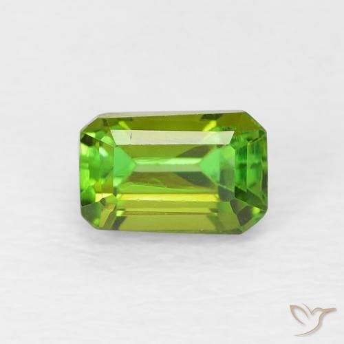 0.71ct 天然 Medium Light-Green 碧玺, 祖母绿式切割, VVS
