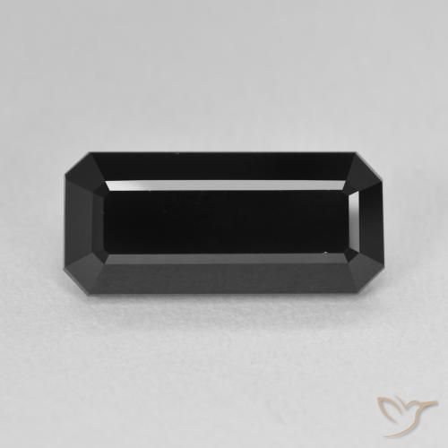 4.79ct 天然 肖尔 碧玺, 祖母绿式切割, 不透明