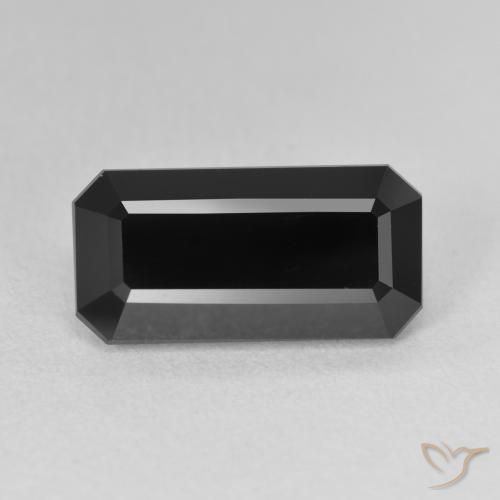 5.29ct 天然 肖尔 碧玺, 祖母绿式切割, 不透明