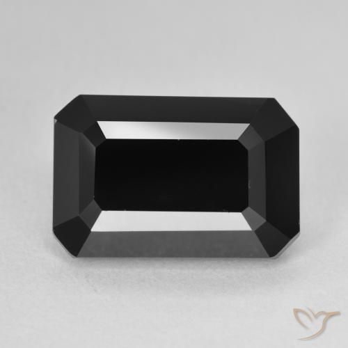 8.97ct 天然 肖尔 碧玺, 祖母绿式切割, 不透明