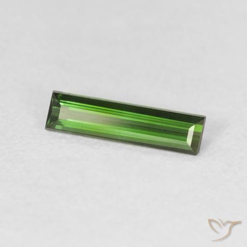 0.65克拉天然碧玺，狭长方形，VVS
