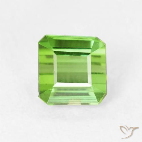 0.66ct 天然 深绿色 碧玺, 祖母绿式切割, VVS-VS