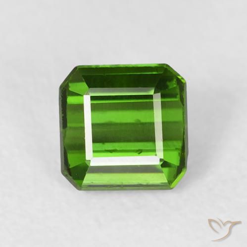 0.74ct 天然 中绿色 碧玺, 祖母绿式切割, VVS-VS